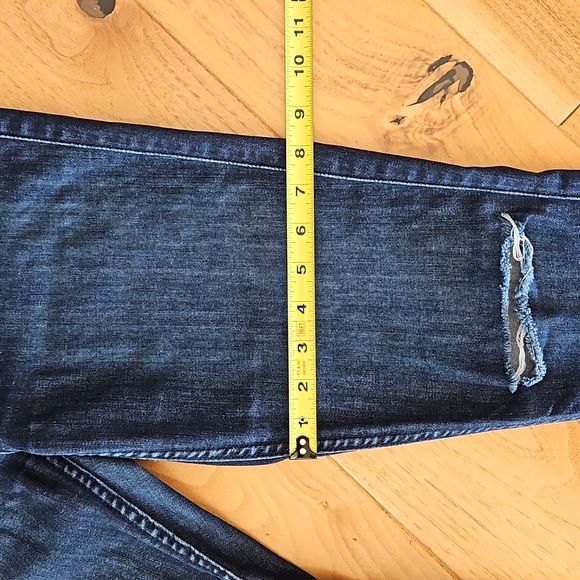 7 For All Mankind Gwenevere Distressed Mid-Rise Jeans, Size 27 - Picture 15 of 15